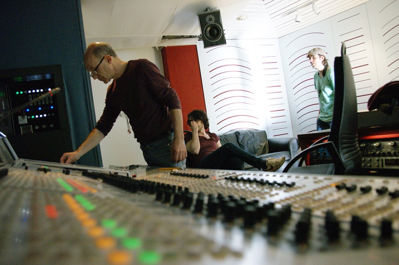  ©2014 by Hardstudios 